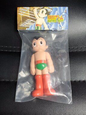 rare toy tokyo astro boy 25 anniversary vinyl art toy anime Tezuka Productions